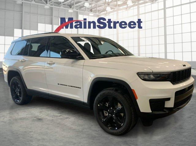 new 2025 Jeep Grand Cherokee L car, priced at $42,983