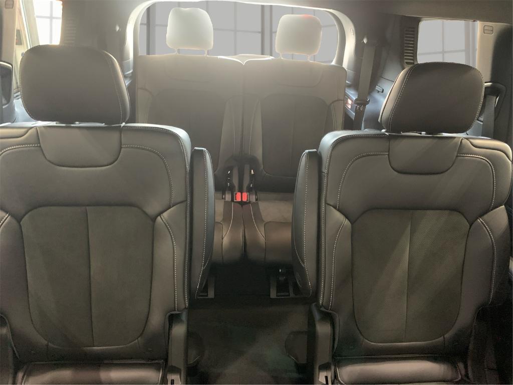 new 2025 Jeep Grand Cherokee L car, priced at $42,483