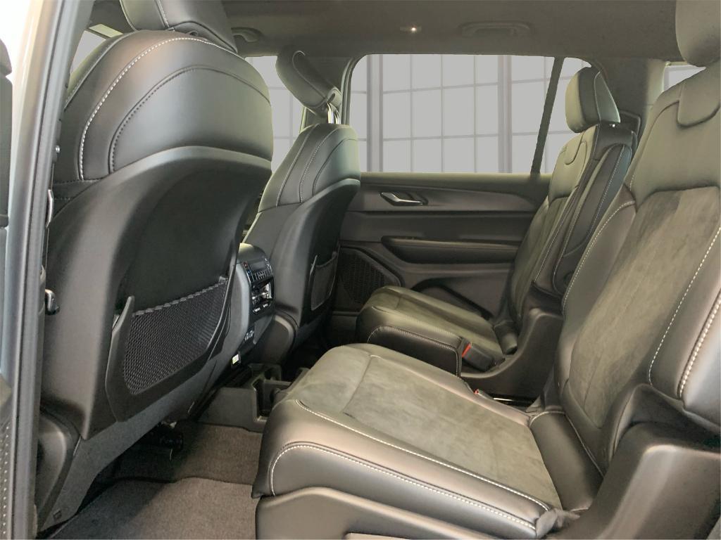 new 2025 Jeep Grand Cherokee L car, priced at $42,483