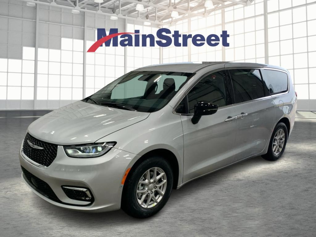 new 2026 Chrysler Pacifica car, priced at $43,538