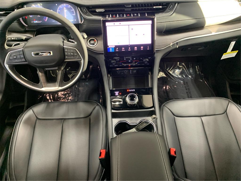 new 2025 Jeep Grand Cherokee car, priced at $46,926