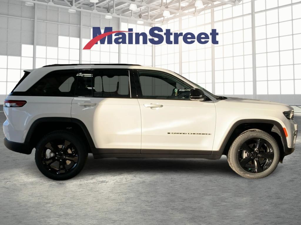 new 2025 Jeep Grand Cherokee car, priced at $46,926