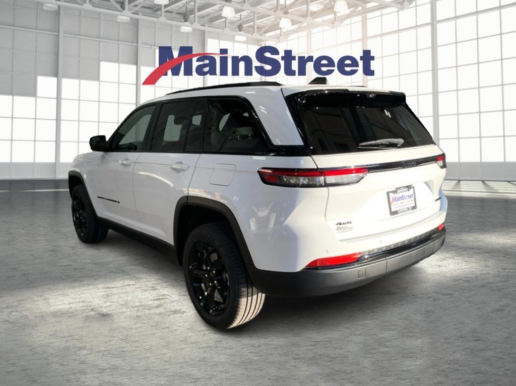 new 2025 Jeep Grand Cherokee car, priced at $46,926