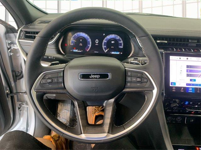 new 2025 Jeep Grand Cherokee car, priced at $47,337