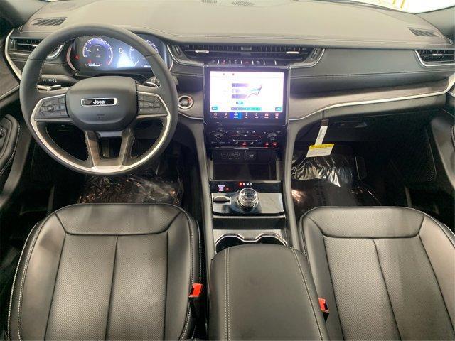 new 2025 Jeep Grand Cherokee car, priced at $47,337