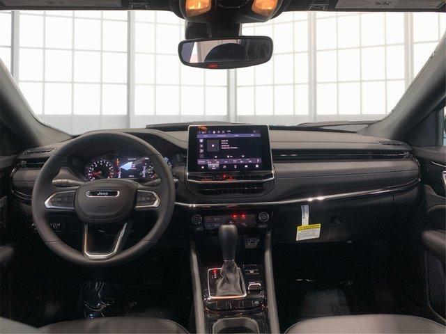 new 2025 Jeep Compass car, priced at $28,883