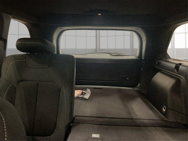 new 2025 Jeep Grand Cherokee car, priced at $33,075