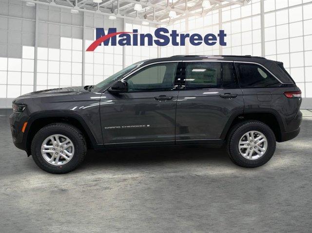 new 2025 Jeep Grand Cherokee car, priced at $33,075