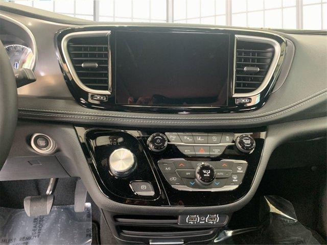 new 2025 Chrysler Pacifica car, priced at $38,430