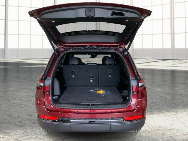 new 2025 Jeep Grand Cherokee car, priced at $41,309