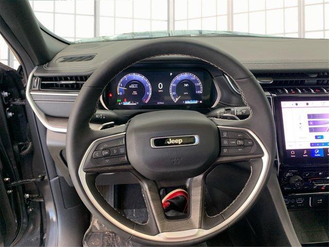 new 2025 Jeep Grand Cherokee car, priced at $47,337