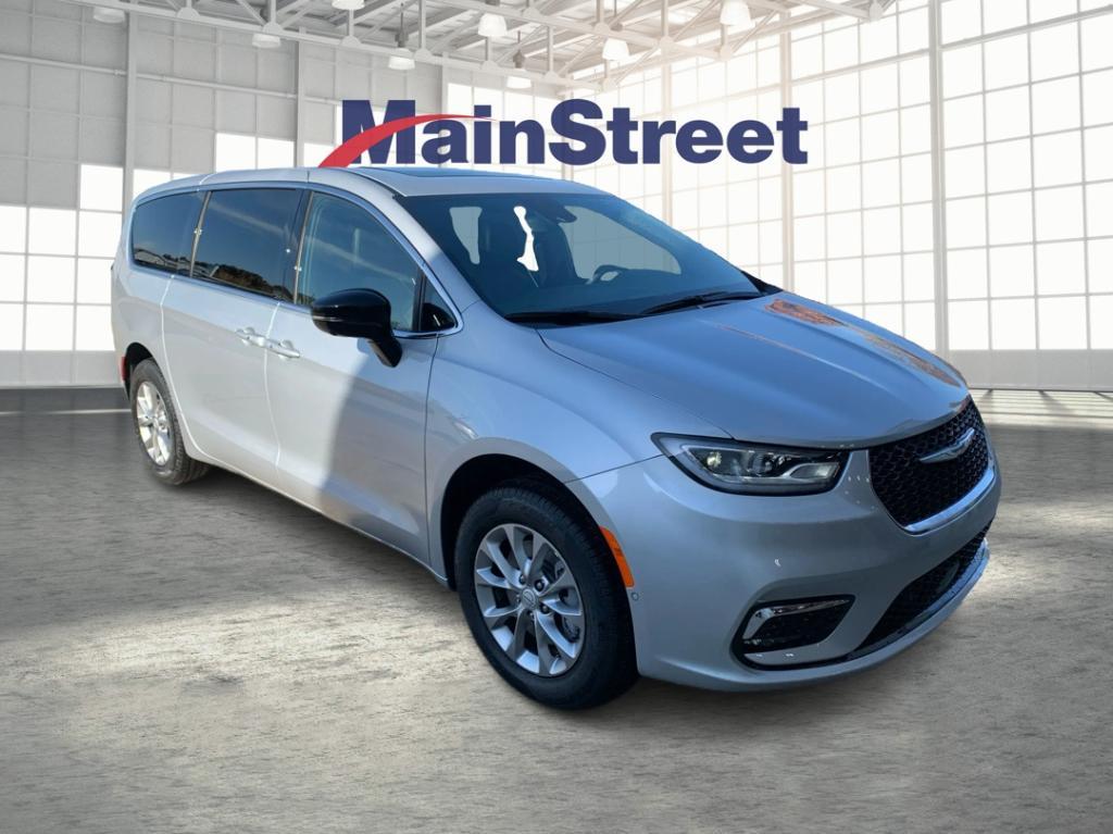 new 2026 Chrysler Pacifica car, priced at $52,651