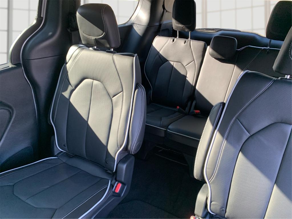 new 2026 Chrysler Pacifica car, priced at $52,651