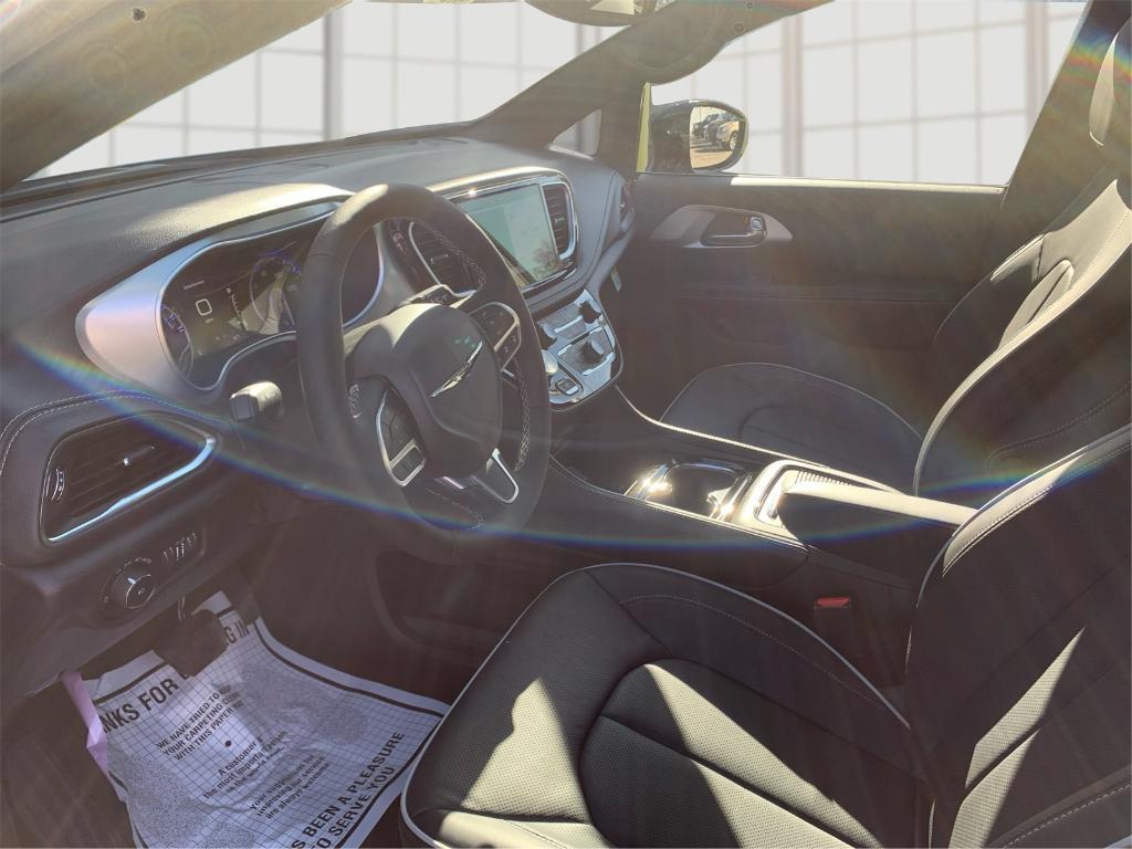 new 2026 Chrysler Pacifica car, priced at $52,651