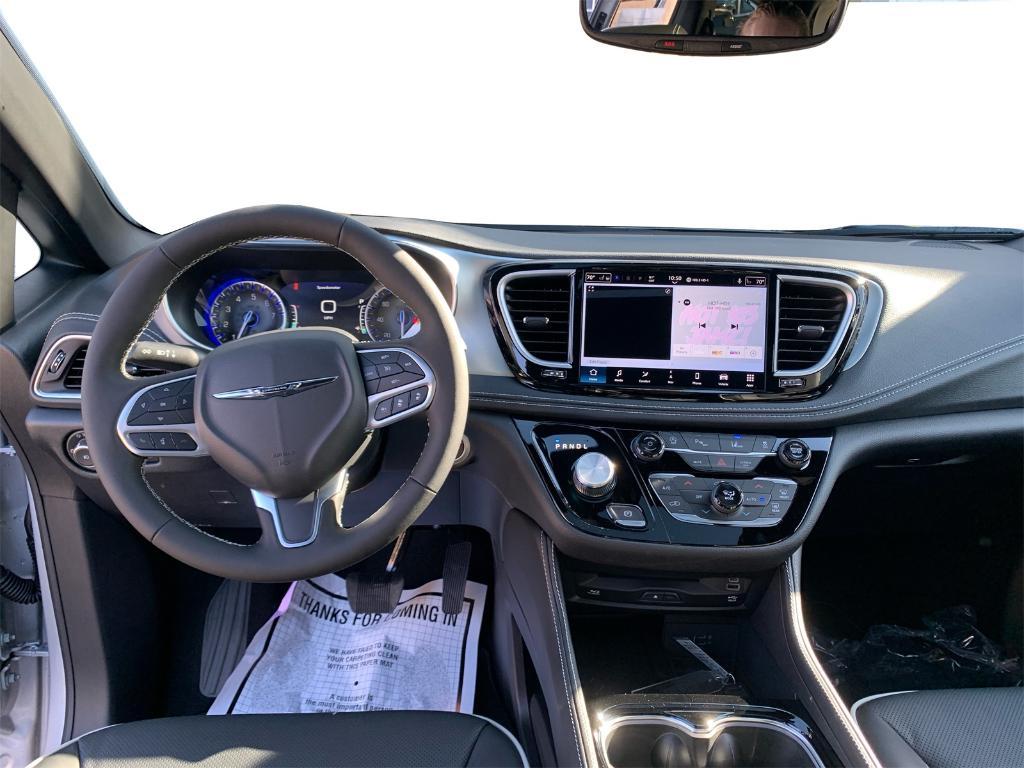 new 2026 Chrysler Pacifica car, priced at $52,651