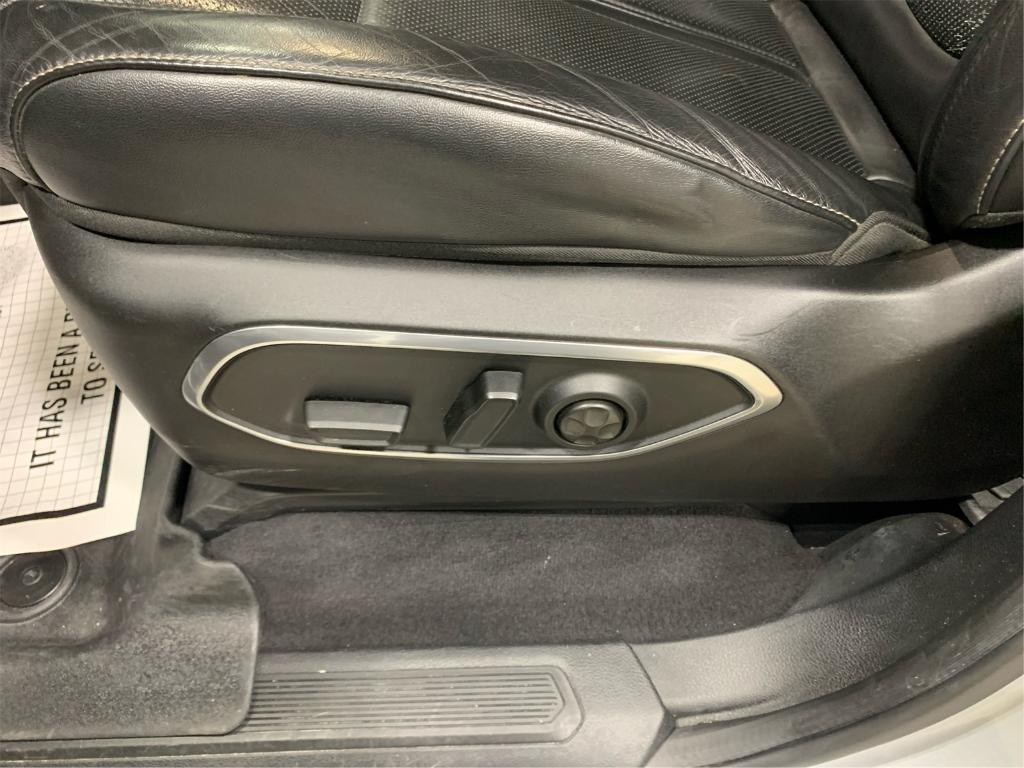 used 2022 Jeep Wagoneer car, priced at $44,151