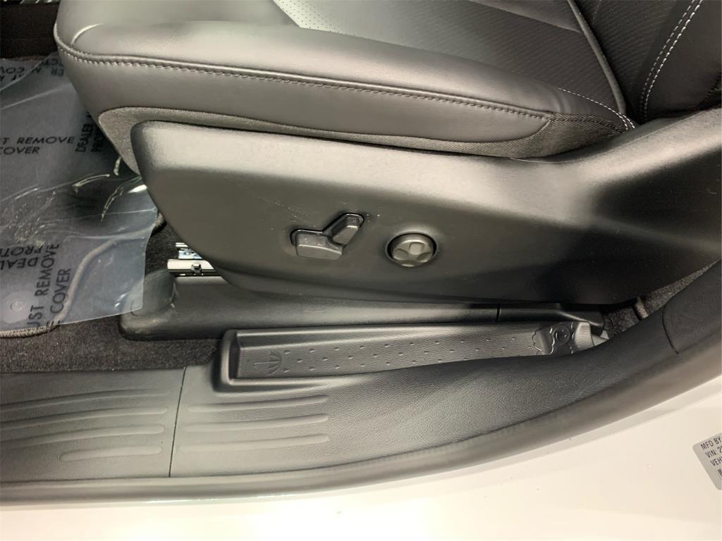 new 2026 Chrysler Pacifica car, priced at $42,466