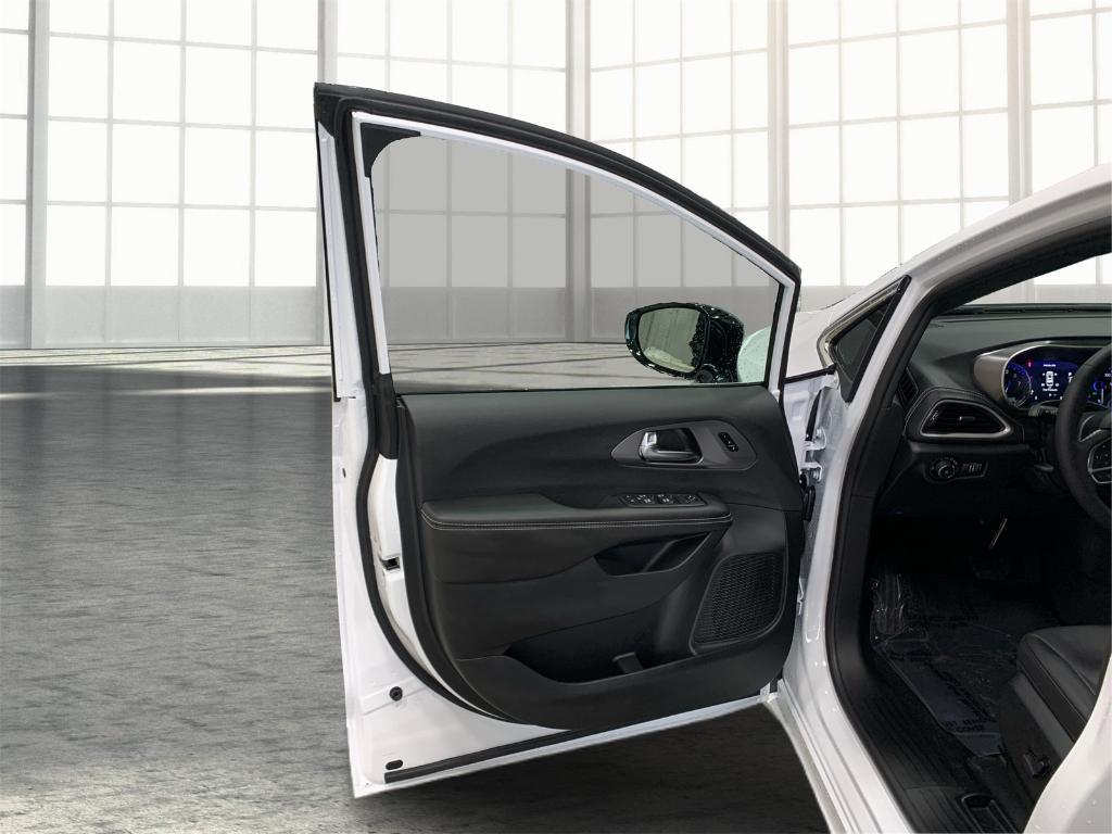 new 2026 Chrysler Pacifica car, priced at $42,466