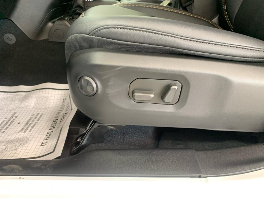 new 2025 Jeep Gladiator car, priced at $41,591