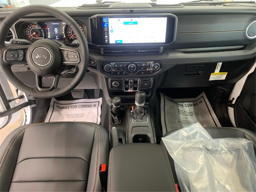 new 2025 Jeep Gladiator car, priced at $41,591