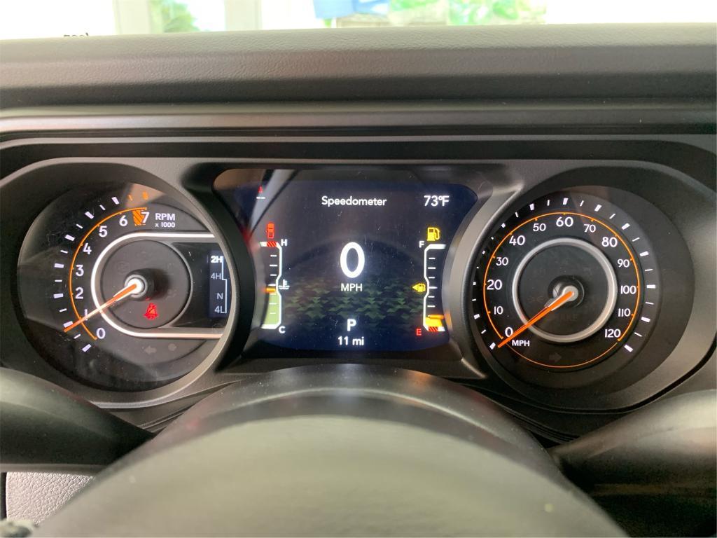 new 2025 Jeep Gladiator car, priced at $41,591