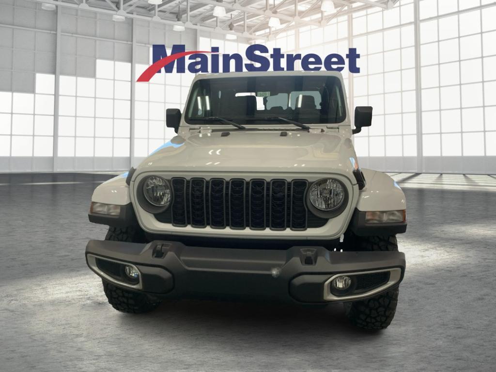new 2025 Jeep Gladiator car, priced at $41,591