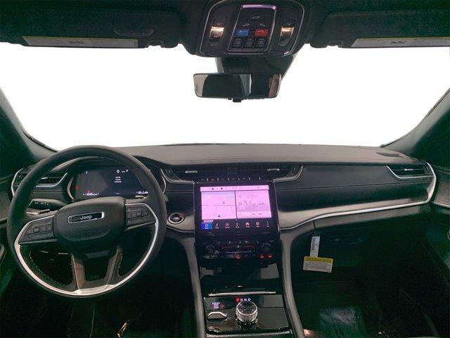 new 2025 Jeep Grand Cherokee car, priced at $47,837