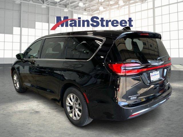 new 2026 Chrysler Pacifica car, priced at $47,547