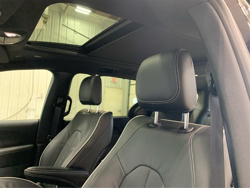 new 2026 Chrysler Pacifica car, priced at $46,297