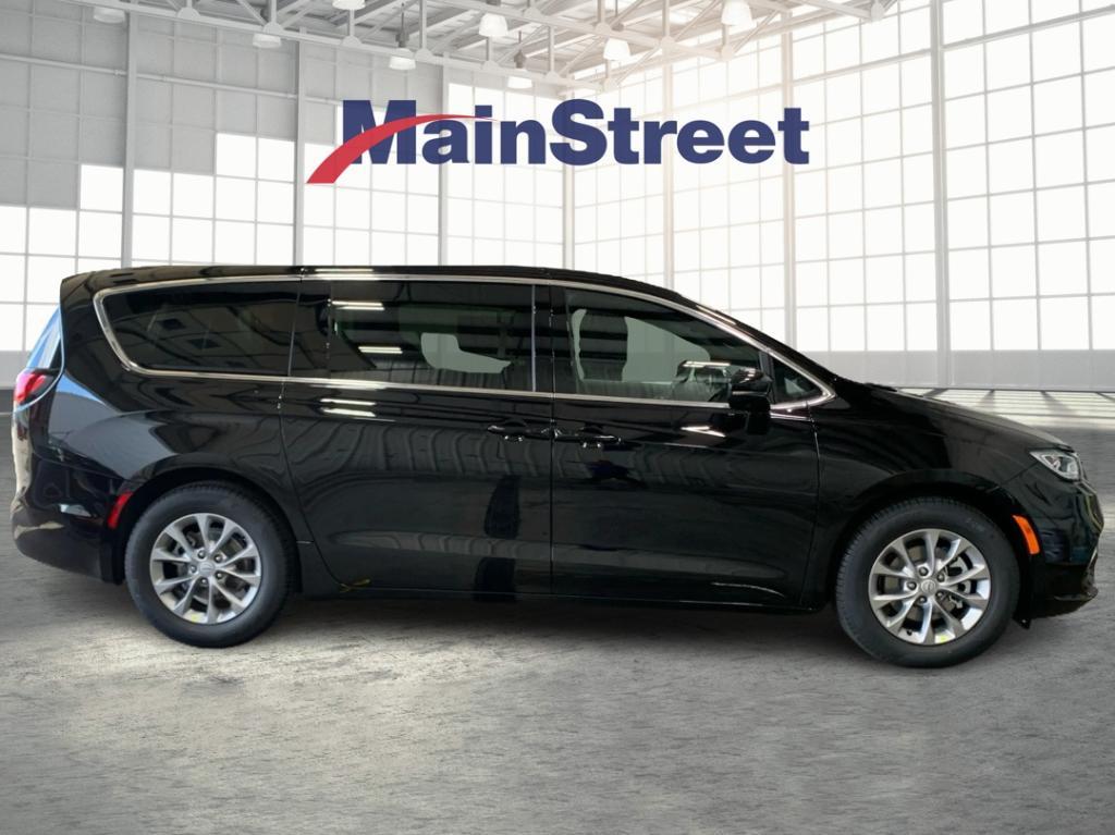 new 2026 Chrysler Pacifica car, priced at $46,297