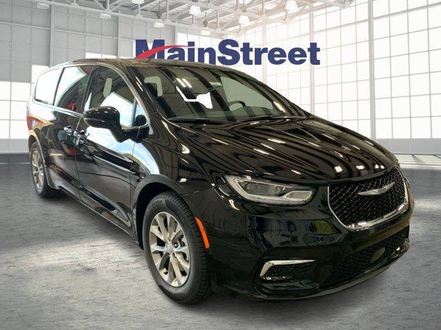 new 2026 Chrysler Pacifica car, priced at $47,547