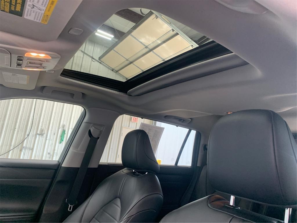 used 2024 Toyota Highlander car, priced at $38,272