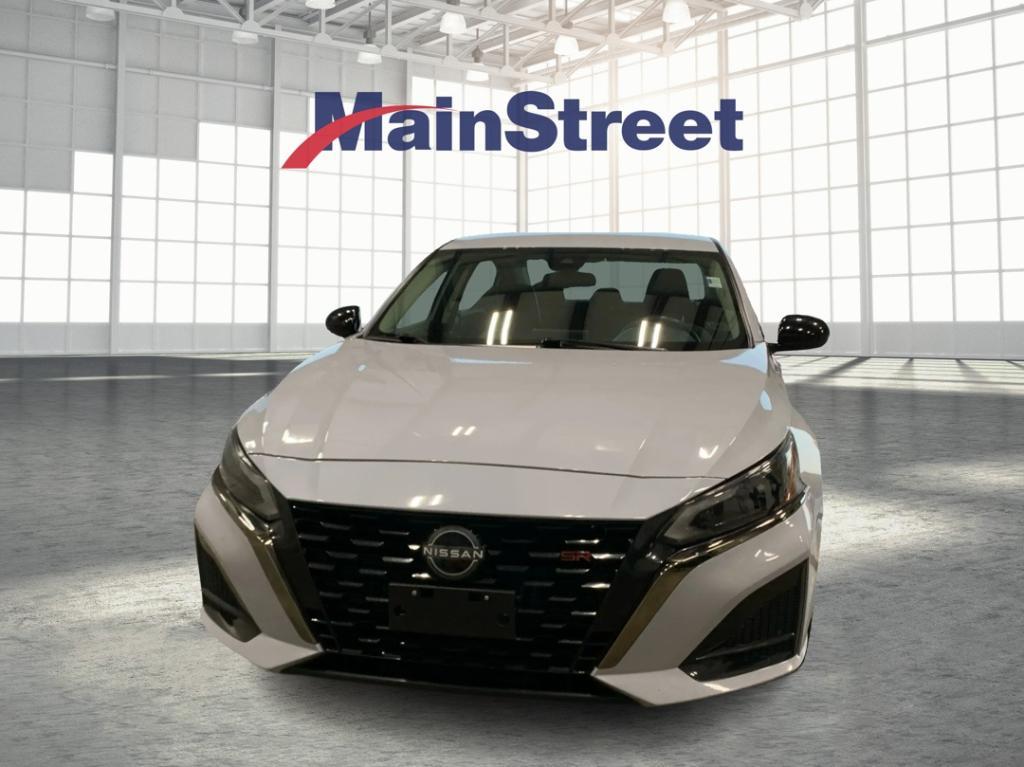 used 2023 Nissan Altima car, priced at $20,377