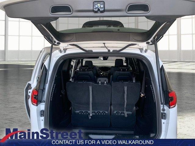 used 2025 Chrysler Pacifica car, priced at $39,698