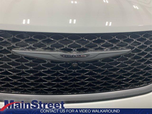 used 2025 Chrysler Pacifica car, priced at $39,698