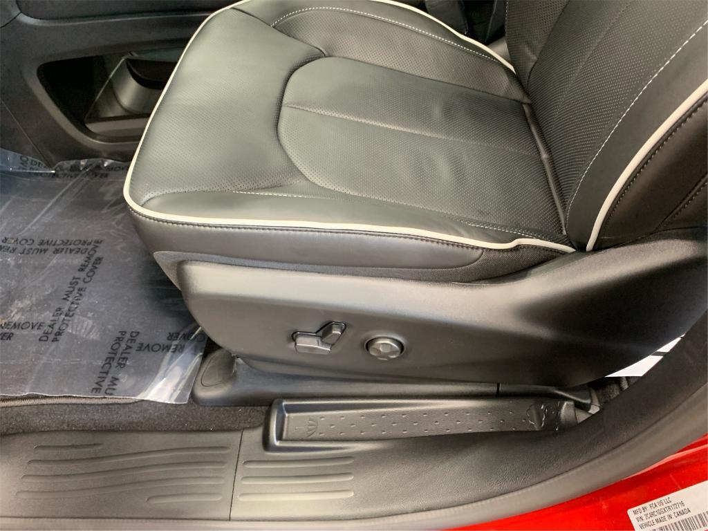 new 2026 Chrysler Pacifica car, priced at $47,153