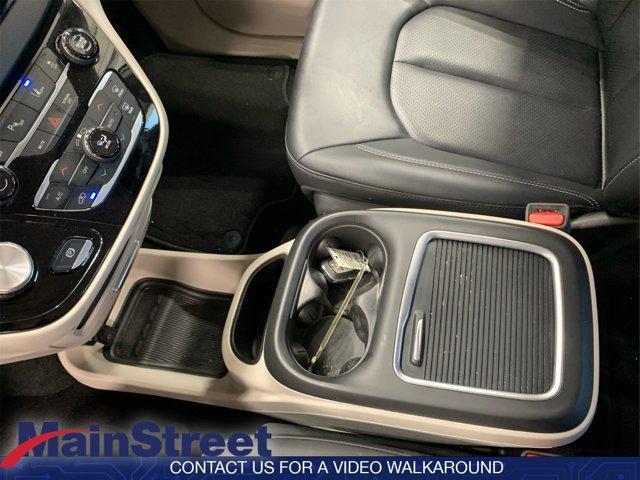 used 2024 Chrysler Pacifica car, priced at $29,393