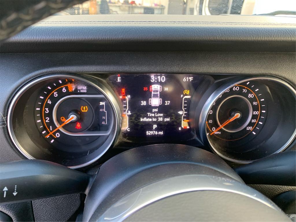 used 2022 Jeep Gladiator car, priced at $30,631