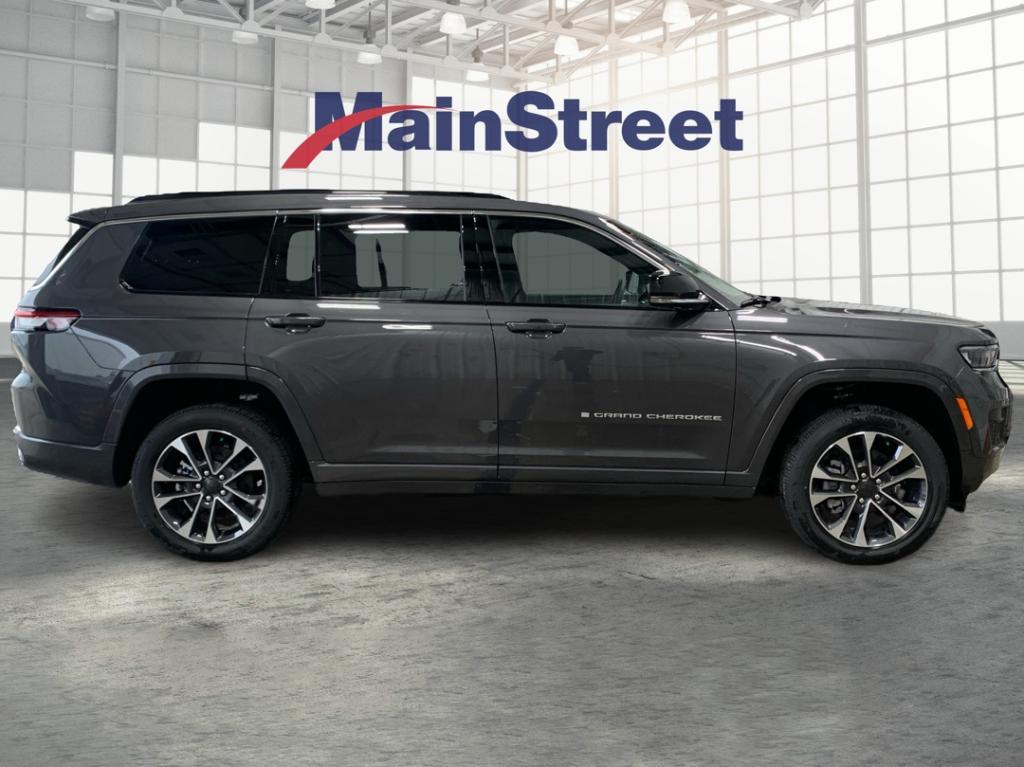 used 2025 Jeep Grand Cherokee L car, priced at $55,006