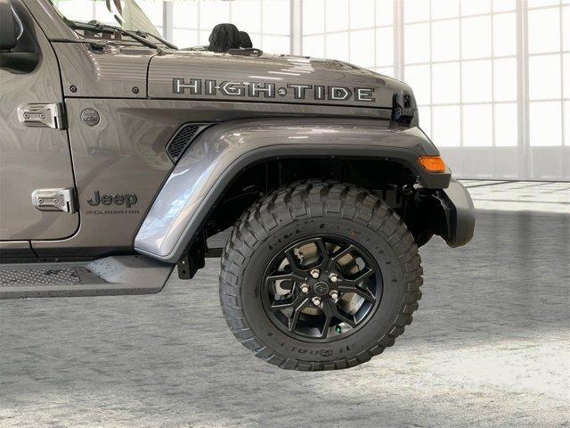 new 2025 Jeep Gladiator car, priced at $42,127