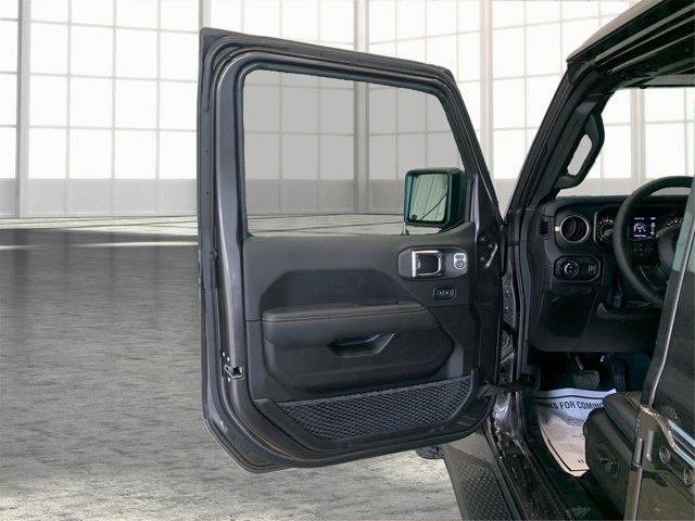 new 2025 Jeep Gladiator car, priced at $42,127