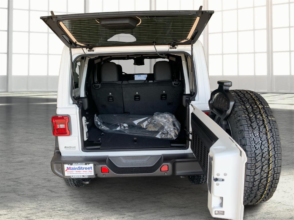 new 2025 Jeep Wrangler car, priced at $47,443