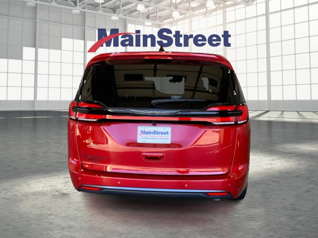 new 2026 Chrysler Pacifica car, priced at $41,255