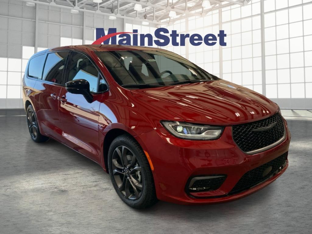 new 2026 Chrysler Pacifica car, priced at $41,255
