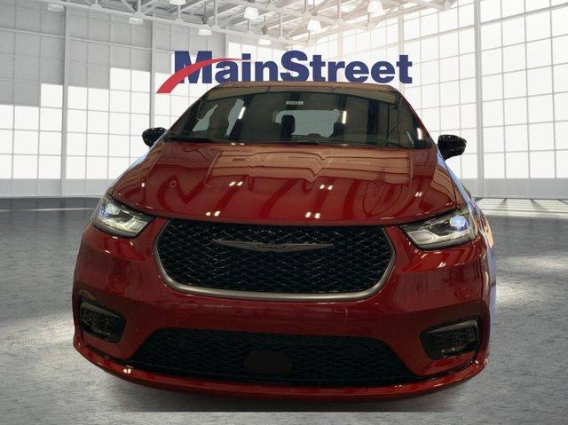 new 2026 Chrysler Pacifica car, priced at $43,005