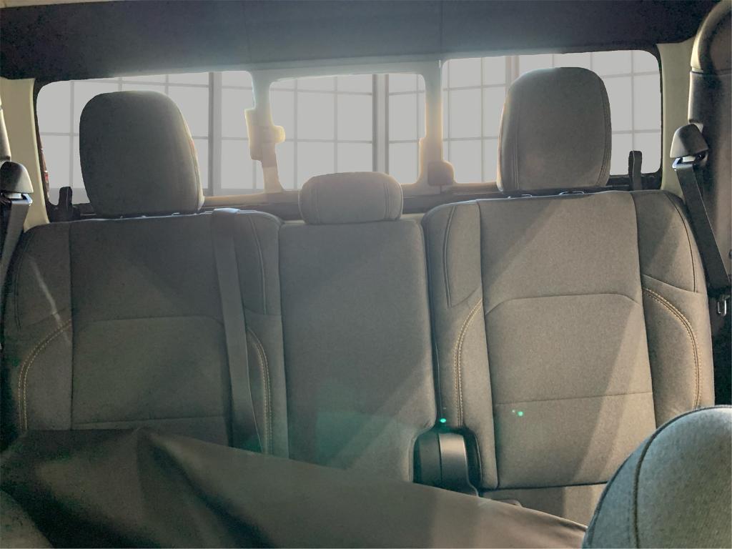 new 2025 Jeep Gladiator car, priced at $44,812