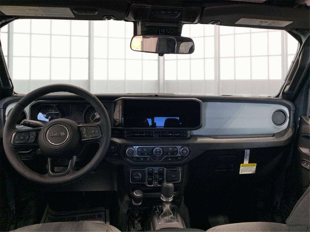 new 2025 Jeep Gladiator car, priced at $44,812