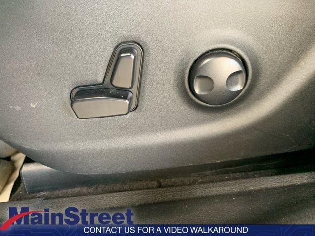 used 2023 Jeep Cherokee car, priced at $22,182