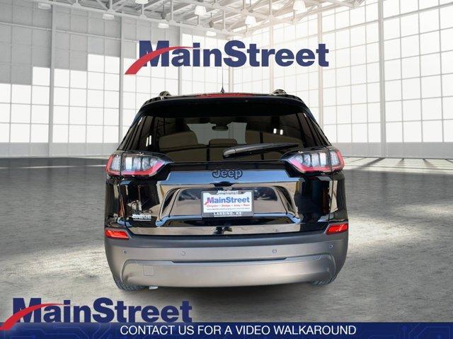 used 2023 Jeep Cherokee car, priced at $22,182