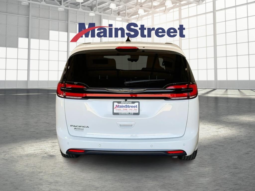 new 2026 Chrysler Pacifica car, priced at $40,773